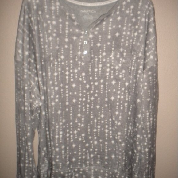 Nautica Women's Plus Size 3X Gray Star Soft Fleece 2-piece Pajama Set NWT - Picture 4 of 5